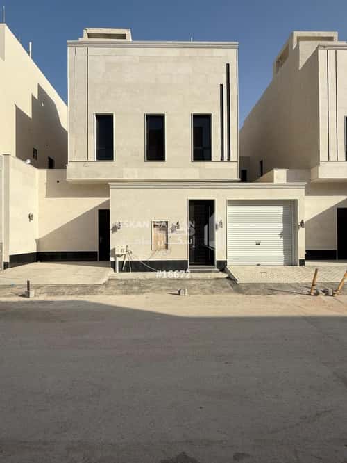 فيلا 270 متر مربع شمالية على شارع 15م الندوة، شرق الرياض، الرياض