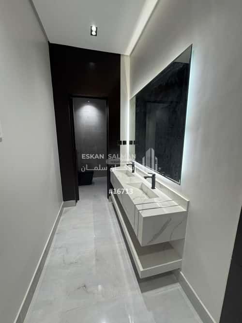 Floor 164.15 SQM with 6 Bedrooms Al- Nadwah, East Riyadh, Riyadh