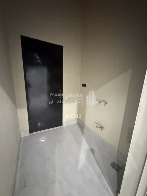 Floor 164 SQM with 6 bedrooms الندوة، شرق الرياض، الرياض