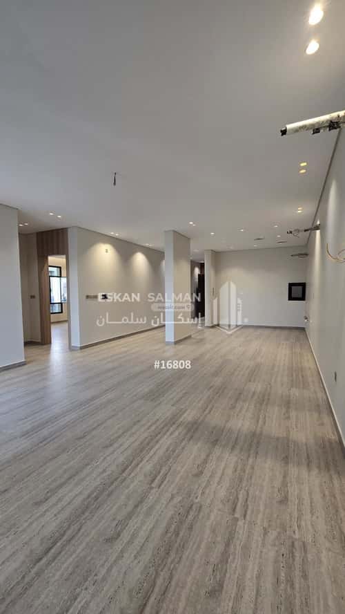 5 bedroom apartment in Al Zahra