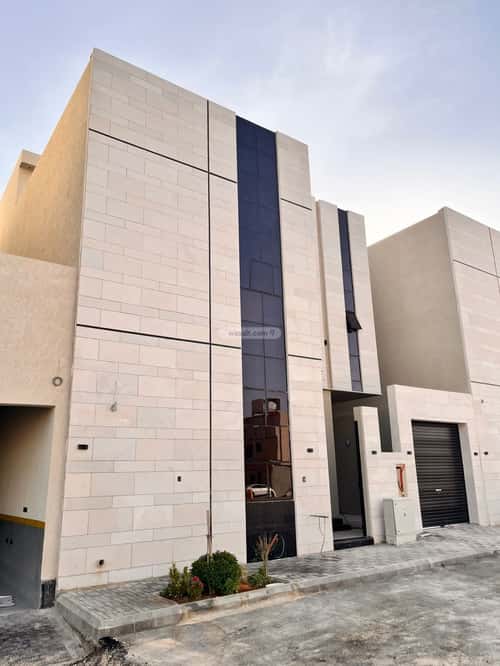 Villa 312.5 SQM Facing North on 20m Width Street Al-Mahdiyah, West Riyadh, Riyadh