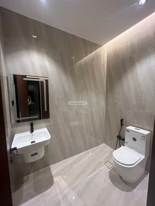 Building 400 SQM Facing South Al-Mahdiyah, West Riyadh, Riyadh