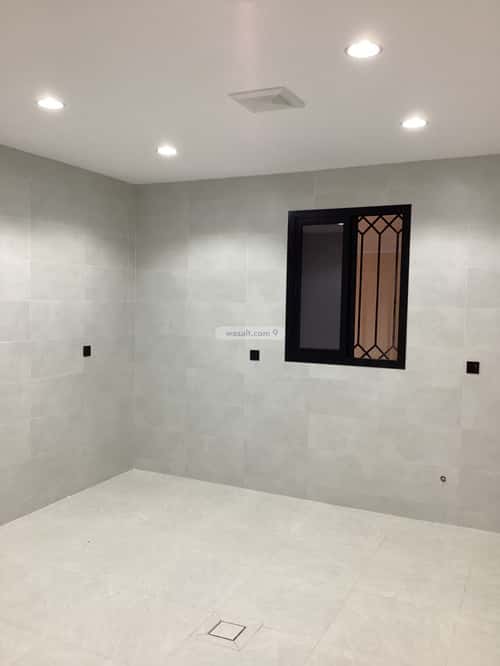 شقة 231 متر مربع ب 5 غرف المعلاة، أحد رفيدة