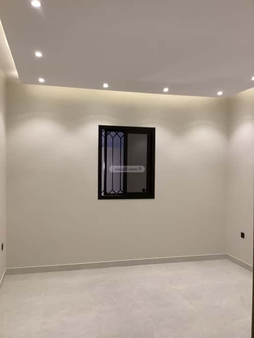 شقة 231 متر مربع ب 5 غرف المعلاة، أحد رفيدة