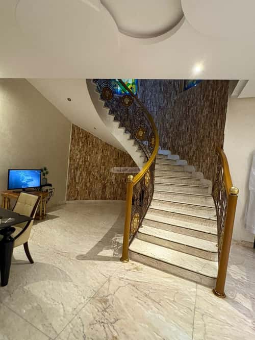 فيلا 500 متر مربع شمالية على شارع 15م الصحافة، شمال الرياض، الرياض