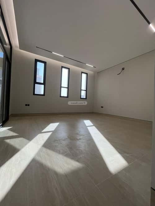 فيلا 333.08 متر مربع غربية على شارع 20م المهدية، غرب الرياض، الرياض