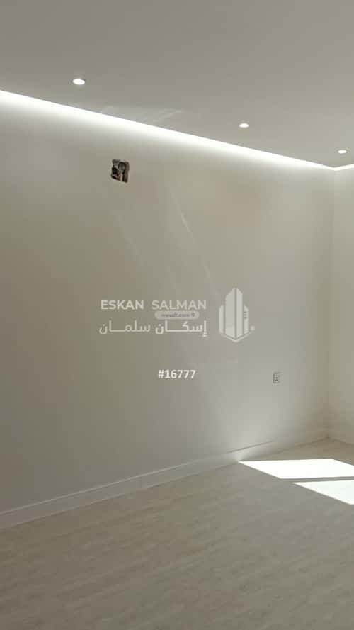 فيلا 201.65 متر مربع غربية على شارع 10م سلطانة، غرب الرياض، الرياض