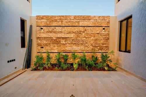 5 bedroom villa in Al Mahdiyyah