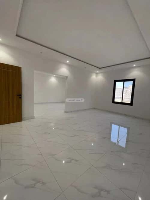 4 bedroom apartment in Al Marwa