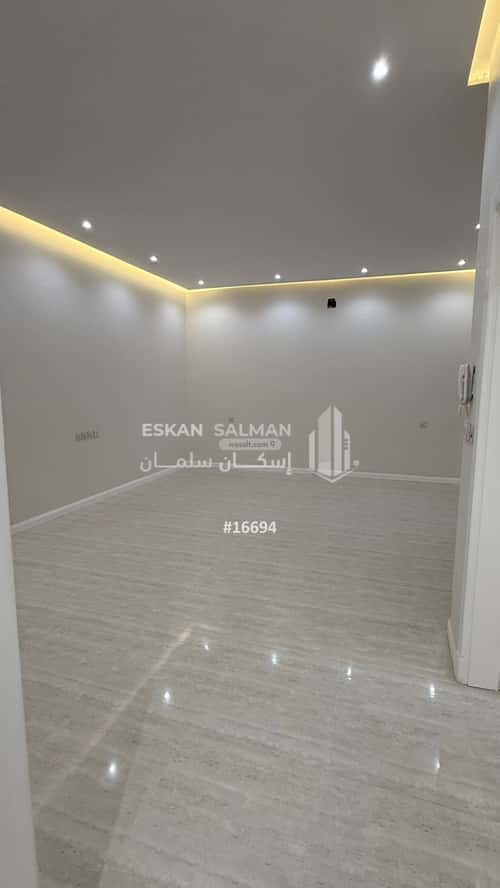 فيلا 200 متر مربع شرقية على شارع 20م السويدي، غرب الرياض، الرياض