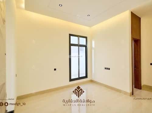 Villa 558.03 SQM Facing South on 20m Width Street Al-Mahdiyah, West Riyadh, Riyadh