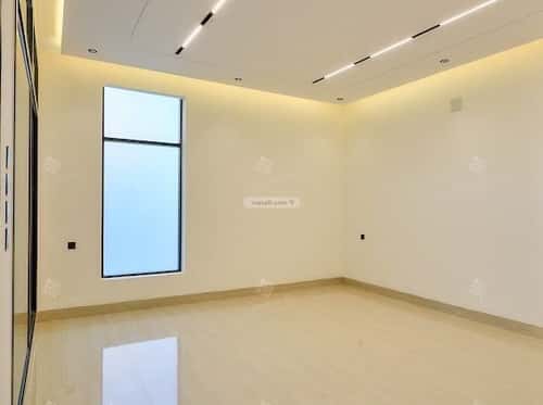 Villa 558.03 SQM Facing South on 20m Width Street Al-Mahdiyah, West Riyadh, Riyadh