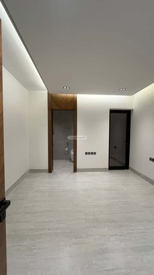 Villa 308 SQM Facing East on 20m Width Street Al-Mahdiyah, West Riyadh, Riyadh