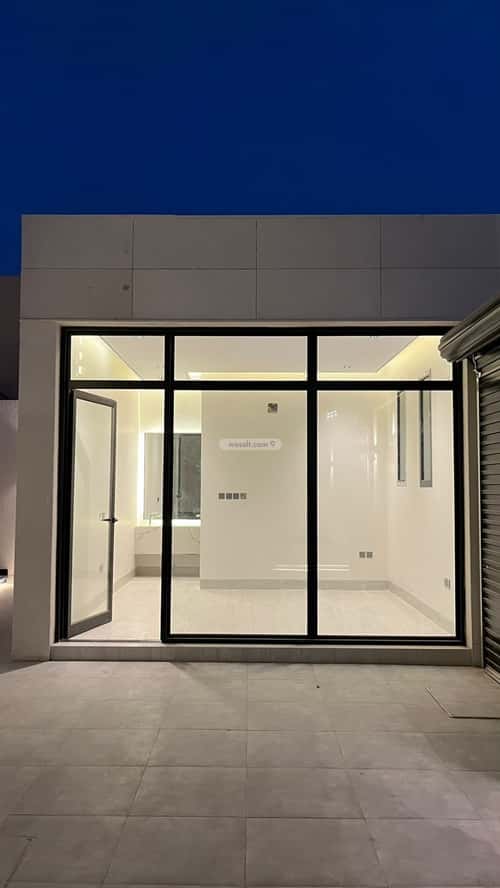 Villa 308 SQM Facing East on 20m Width Street Al-Mahdiyah, West Riyadh, Riyadh