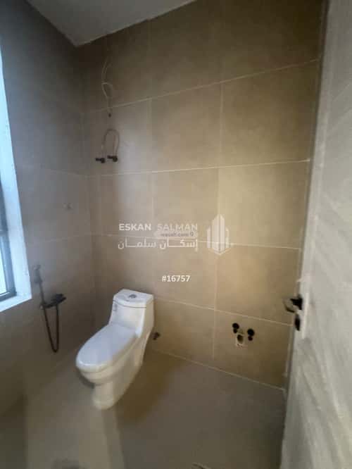 Apartment with 6 Bedrooms Al-Janadriyah, East Riyadh, Riyadh