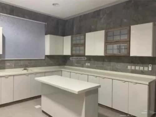 فيلا 792 متر مربع شرقية على شارع 30م الفلاح، بريدة