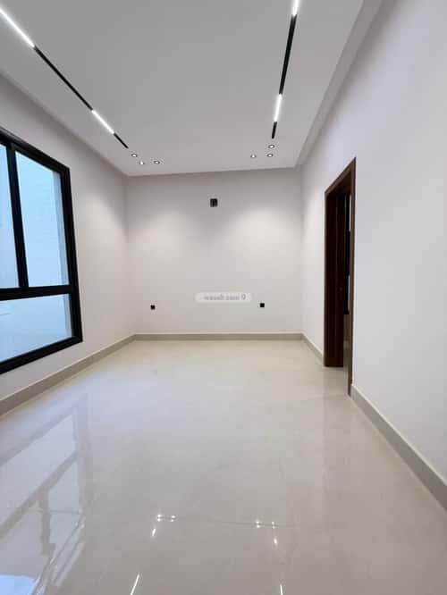 5 bedroom villa in Al Mahdiyyah