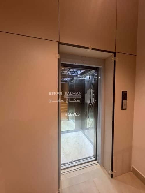 Floor 176.58 SQM with 6 Bedrooms Al-Janadriyah, East Riyadh, Riyadh