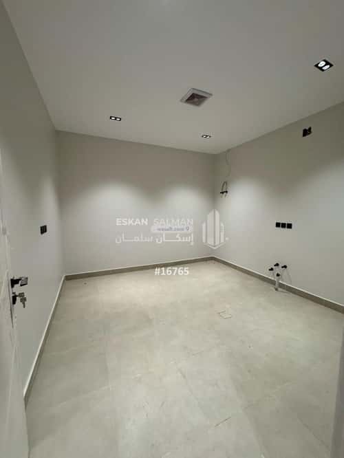 دور 176.58 متر مربع ب 6 غرف الجنادرية، شرق الرياض، الرياض