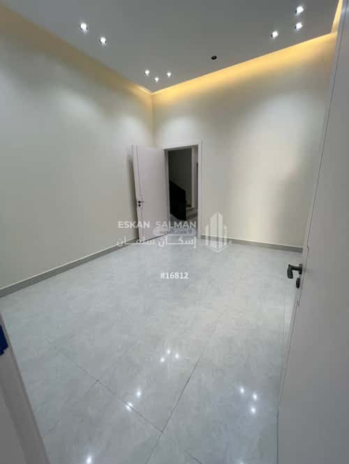 Apartment with 8 Bedrooms Ar-Rimal, East Riyadh, Riyadh