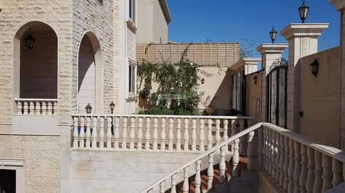 فيلا 618 متر مربع جنوبية شرقية على شارع 40م الدوحة الجنوبية، الظهران