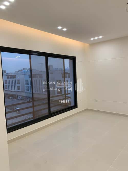 شقة ب 5 غرف هجر، الدمام