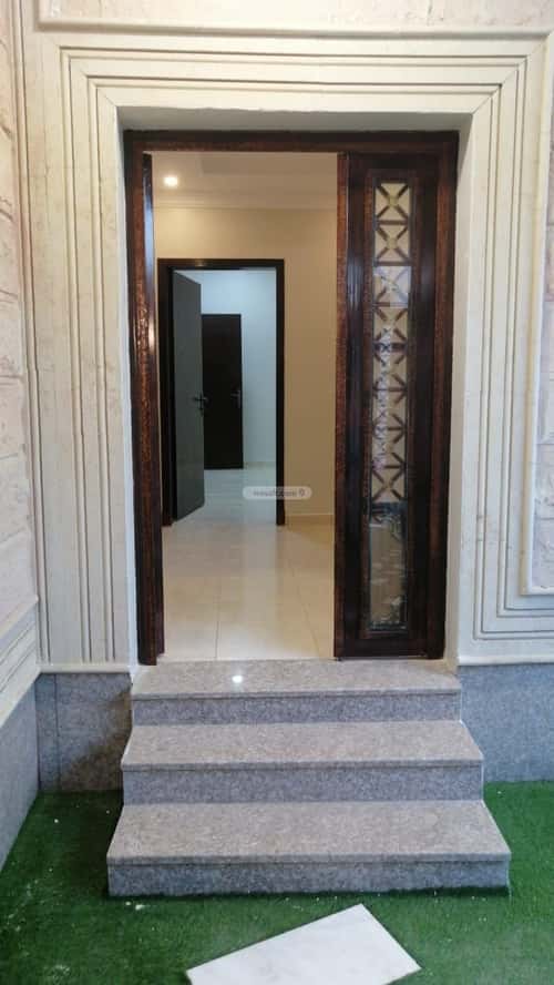 فيلا 287.5 متر مربع جنوبية على شارع 25م ضاحية الملك فهد، الدمام