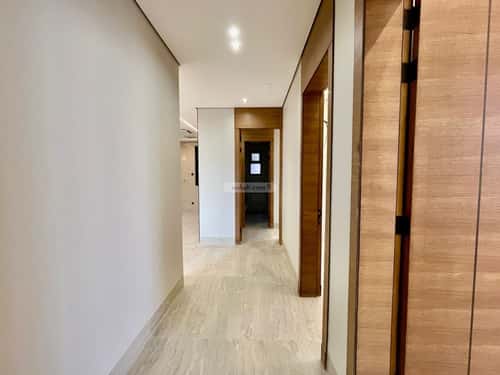 Apartment with 5 Bedrooms Al-Mahdiyah, West Riyadh, Riyadh