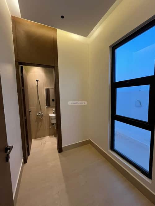 4 bedroom villa in Al Mahdiyyah