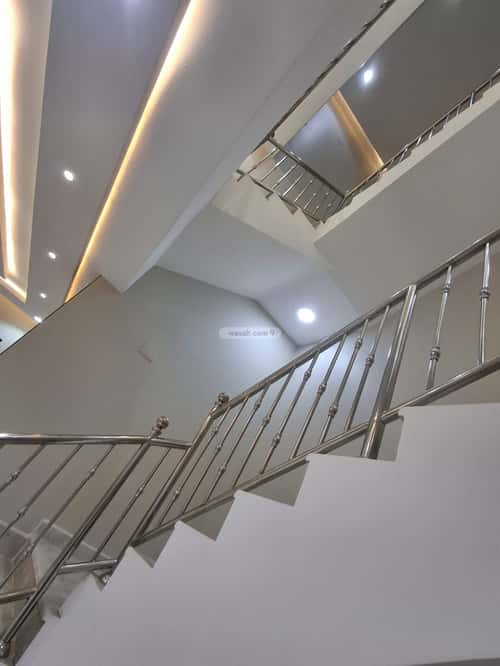 فيلا 397.04 متر مربع غربية على شارع 12م الصفاء، بيش