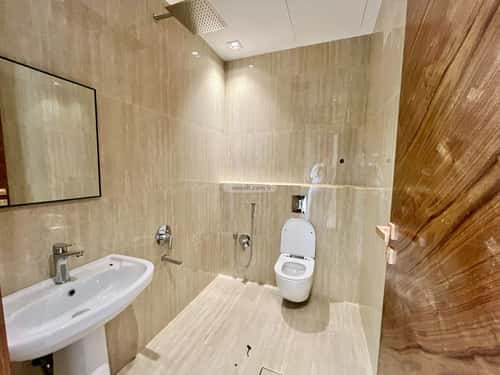 Apartment with 5 Bedrooms Al-Mahdiyah, West Riyadh, Riyadh