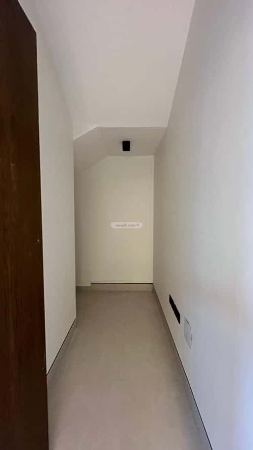 فيلا 497.6 متر مربع شرقية على شارع 20م المهدية، غرب الرياض، الرياض