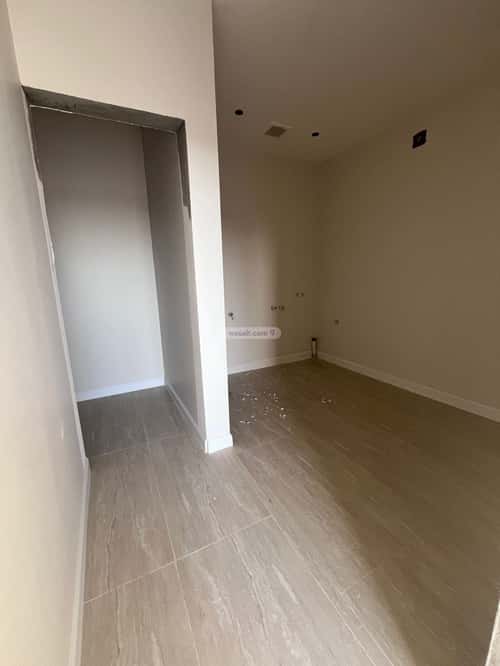 Villa 390.08 SQM Facing East on 20m Width Street Al-Mahdiyah, West Riyadh, Riyadh