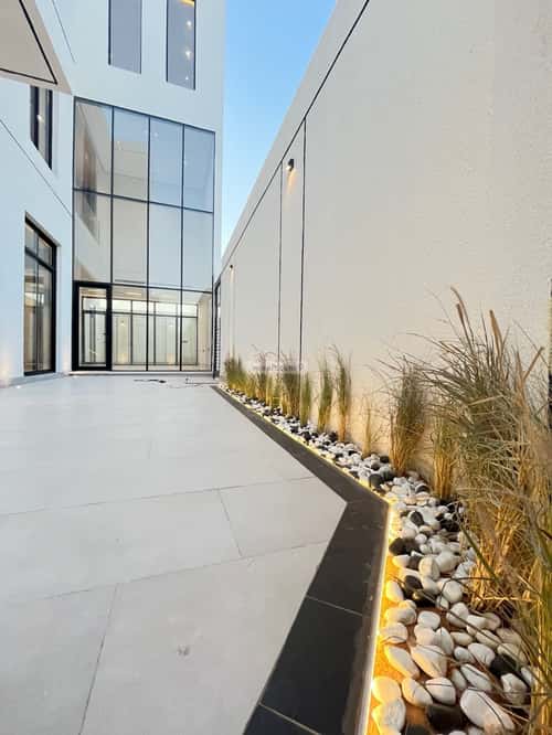 Villa 400 SQM Facing North East on 25m Width Street Al-Mahdiyah, West Riyadh, Riyadh