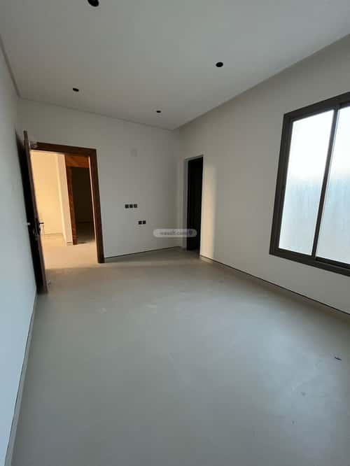 Villa 704 SQM Facing South on 20m Width Street Al-Mahdiyah, West Riyadh, Riyadh