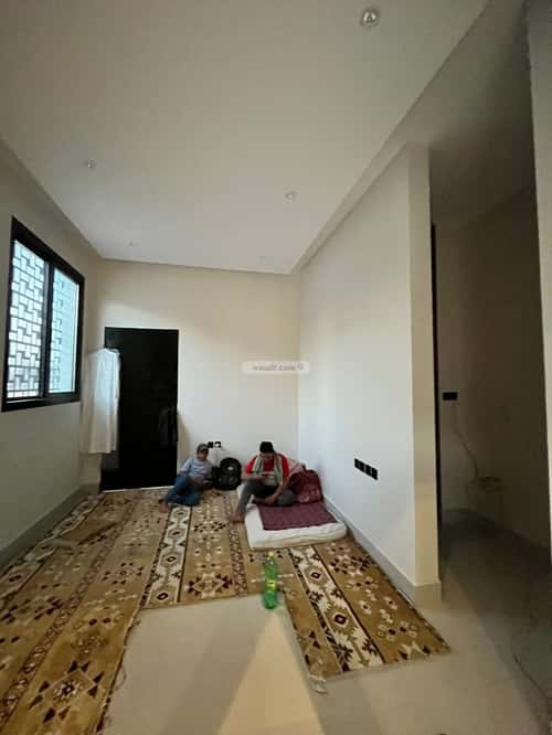 فيلا 704 متر مربع جنوبية على شارع 20م المهدية، غرب الرياض، الرياض