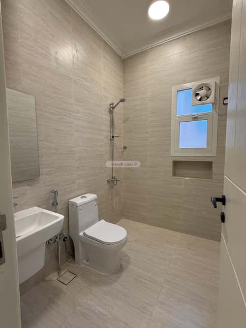 شقة ب 5 غرف المروج، أبها