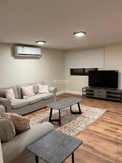 فيلا 400 متر مربع شرقية على شارع 15م الفاخرية، غرب الرياض، الرياض