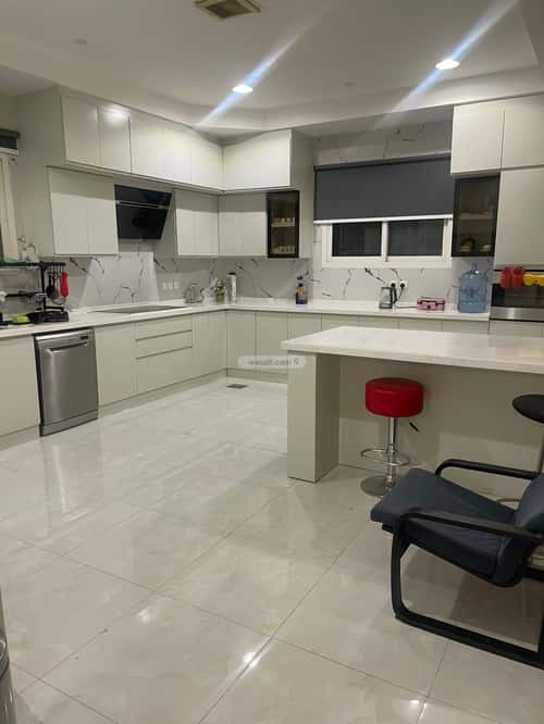 فيلا 350 متر مربع جنوبية على شارع 15م الفلاح، شمال الرياض، الرياض