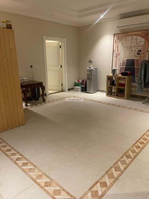 فيلا 350 متر مربع جنوبية على شارع 15م الفلاح، شمال الرياض، الرياض