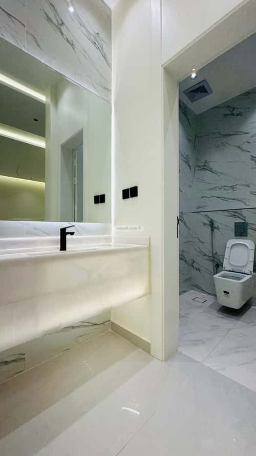 فيلا 250 متر مربع غربية على شارع 15م الصواري، شمال جدة، جدة