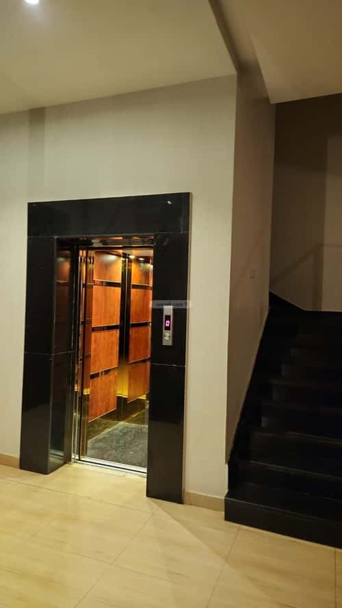 أرض 500 متر مربع شمالية على شارع 15م الروضة، شرق الرياض، الرياض