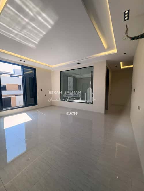 فيلا 653.36 متر مربع جنوبية على شارع 20م الجفيجف، الطائف