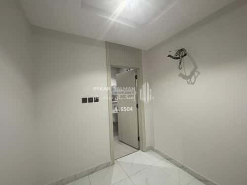 شقة ب 5 غرف مريخ، شرق جدة، جدة