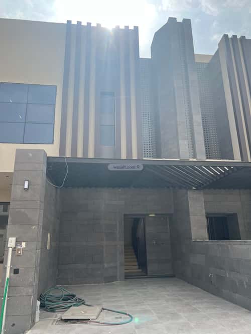 Floor 172.68 SQM with 5 Bedrooms Al-Qadisiyah, East Riyadh, Riyadh