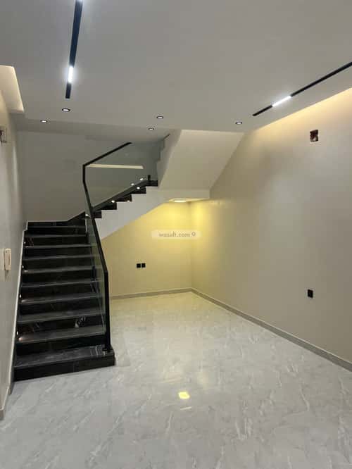 Floor 172.68 SQM with 5 Bedrooms Al-Qadisiyah, East Riyadh, Riyadh