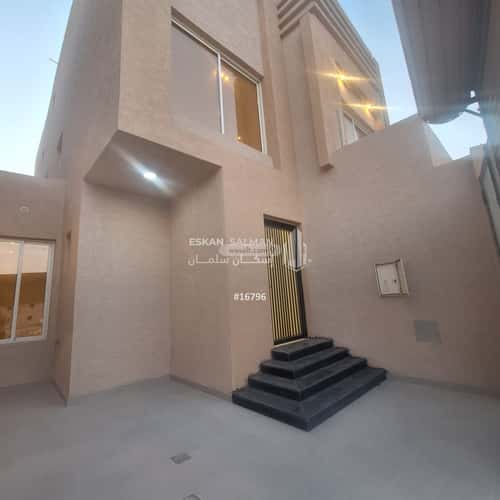 فيلا 286.2 متر مربع شمالية شرقية على شارع 15م العروبة، الدمام