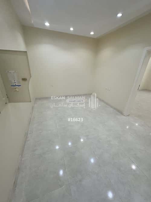 فيلا 293.72 متر مربع شرقية على شارع 15م الفضيلة، جنوب جدة، جدة