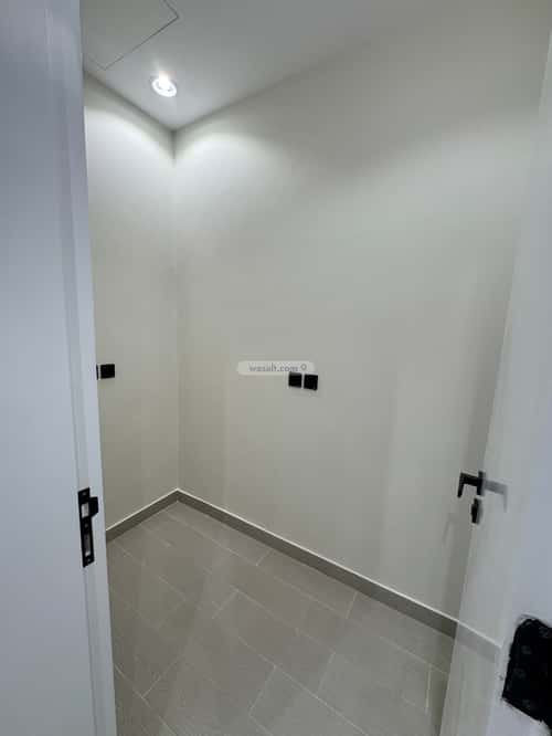 Floor 198.99 SQM with 5 Bedrooms Al Ghadeer, Abha