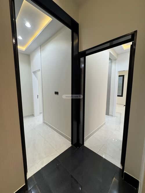Floor 198 SQM with 5 bedrooms الغدير، أبها